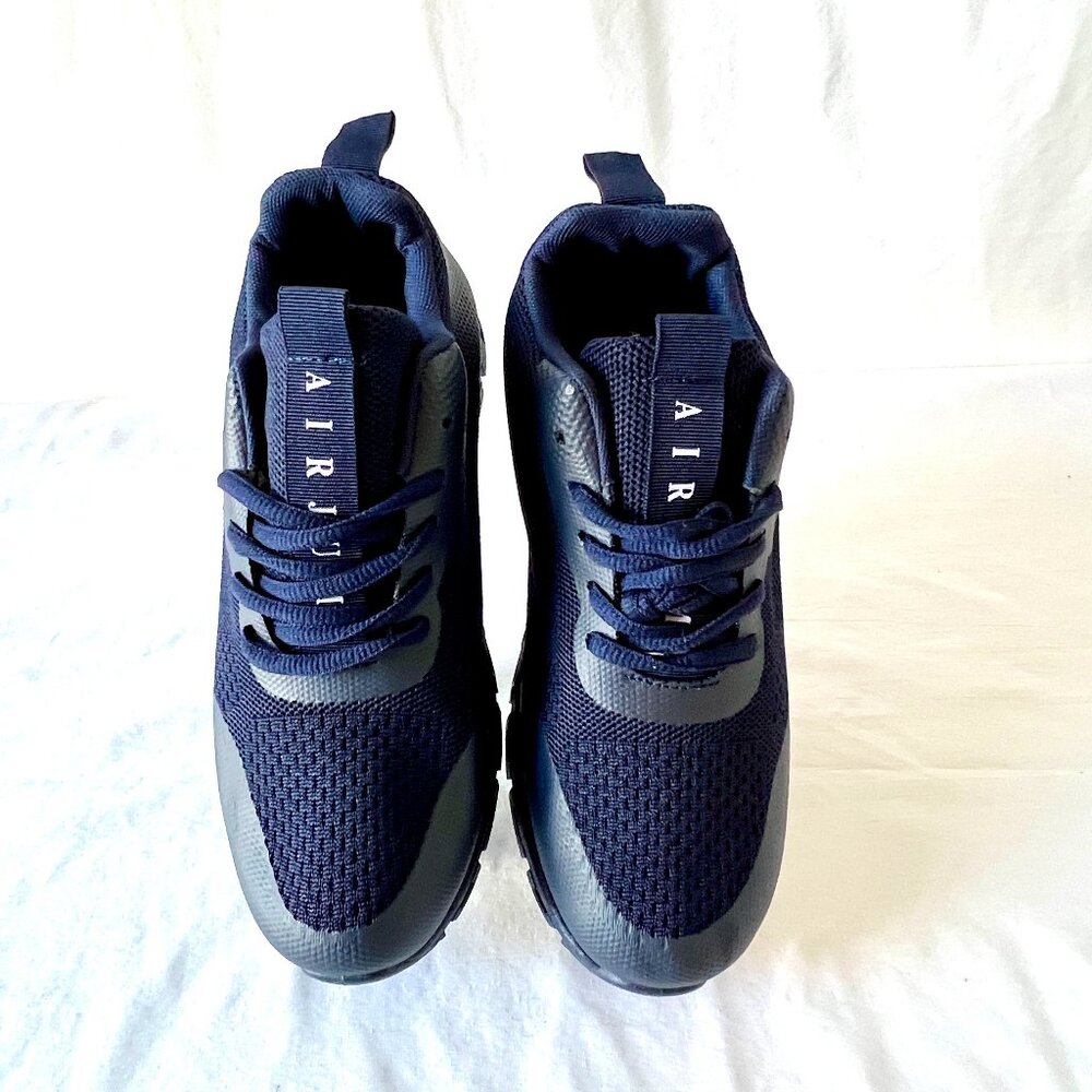 Air Jump 500 Lightweight Breathable Navy Blue Cushioned Sneakers, Size 9, New!